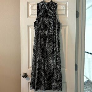Cute polka dot sleeveless dress